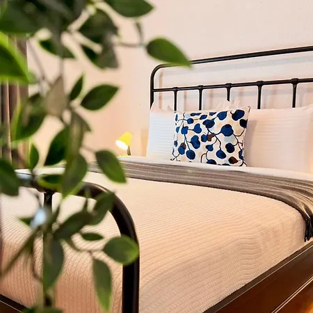 Timeless - Stylish 2br Near Unirii & Cathedral شقة