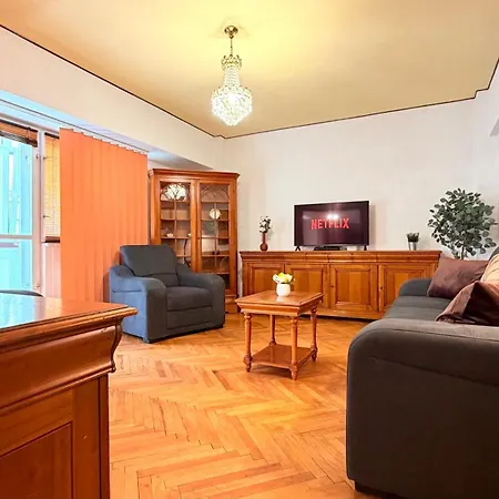 Timeless - Stylish 2br Near Unirii & Cathedral شقة بوخارست