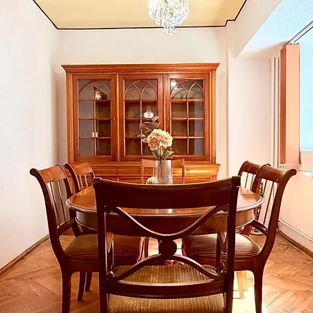 Timeless - Stylish 2br Near Unirii & Cathedral بوخارست