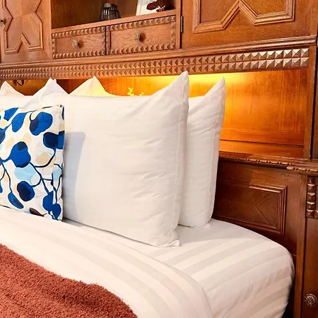 Apartman Timeless - Stylish 2br Near Unirii & Cathedral