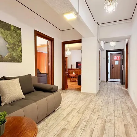 Timeless - Stylish 2br Near Unirii & Cathedral * بوخارست