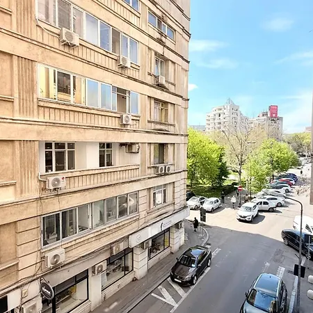 Timeless - Stylish 2br Near Unirii & Cathedral شقة *